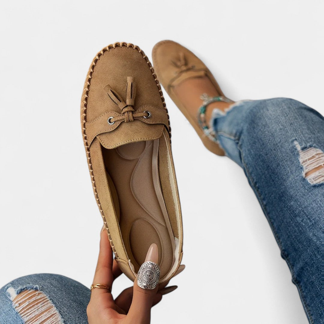 Mocasini eleganți cu franjuri