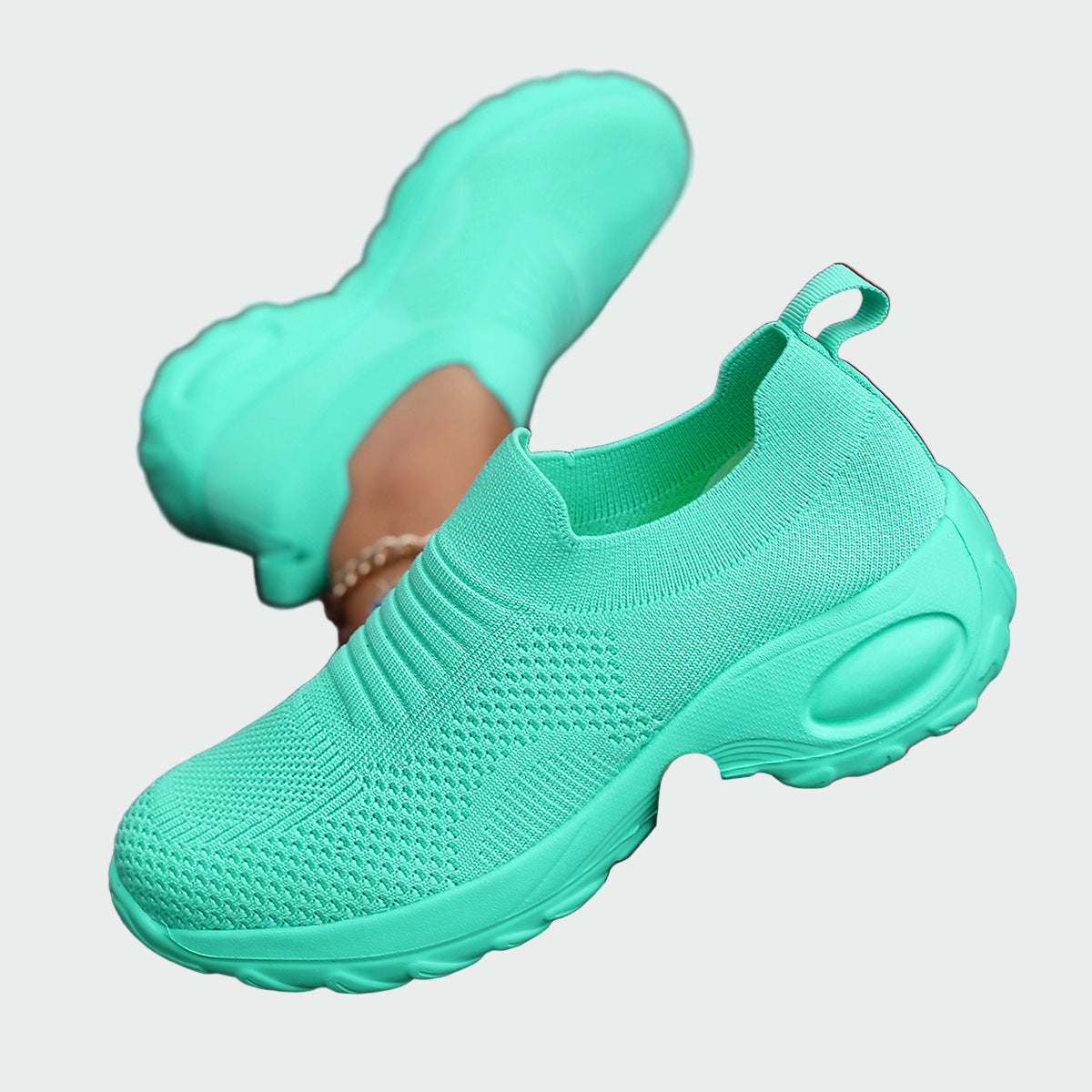 Věnceslava Tenisi irezistibili slip-on în stil urban